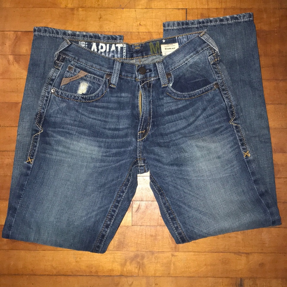 Men’s 30/3 Ariat Denim Low Rise Jenas